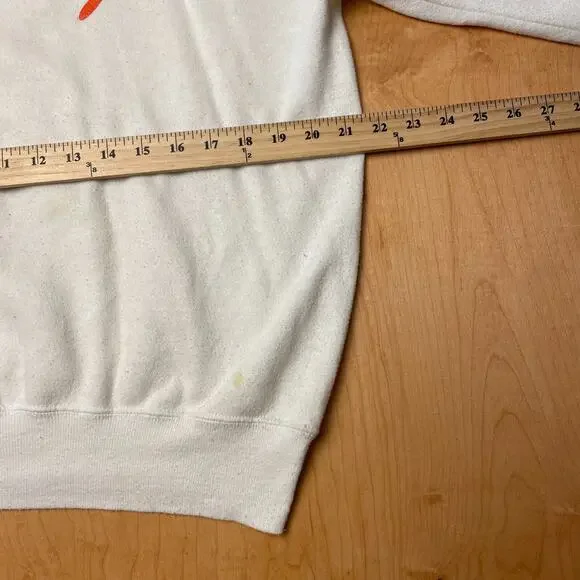 Vintage 50s/60s Hastings College White L/XL Thrashed Long Sleeve Sweatshirt